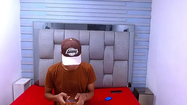Axel Ponce online show from June 17, 12:51 pm