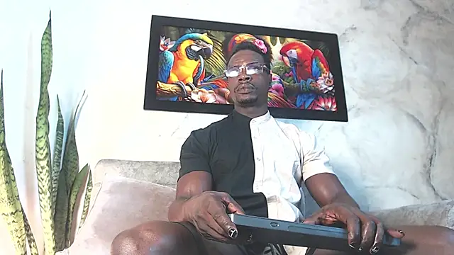 Snapshot of MrByronStallion chatting on September 15, 12:39 pm MrByronStallion online show from September 15, 12:39 pm