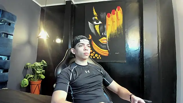 Eryonbradley online show from October 14, 11:17 am