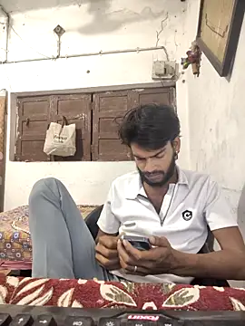 yashuuuu021 online show from October 22, 4:32 pm