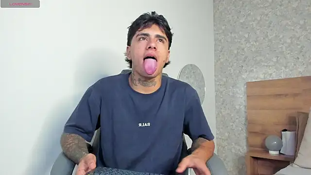 JamesDeker online show from October 8, 8:13 pm