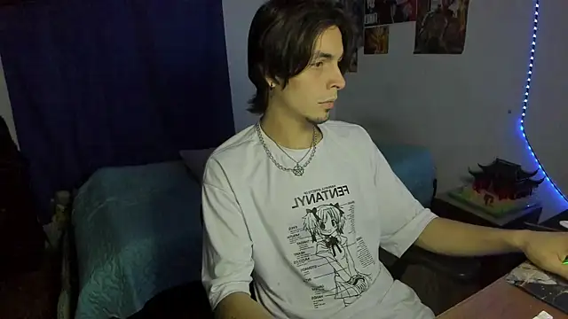 golden ryyan online show from April 22, 11:04 am