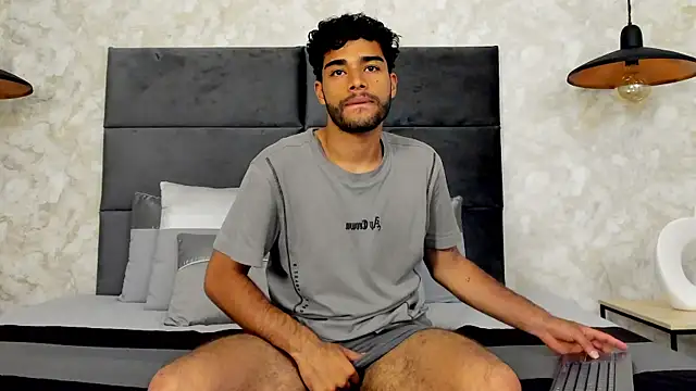 RaphaelDufort online show from September 29, 11:55 pm