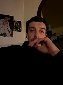 Snapshot of gb7572 chatting on September 28, 11:47 pm gb7572 online show from September 28, 11:47 pm