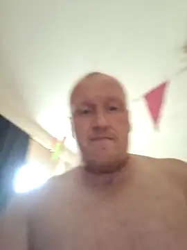 Redraket3600genk online show from October 11, 1:26 pm