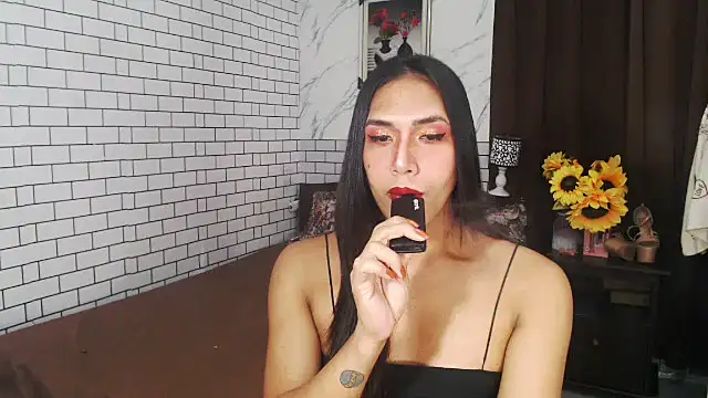 Latinahugecock online show from October 6, 3:17 pm