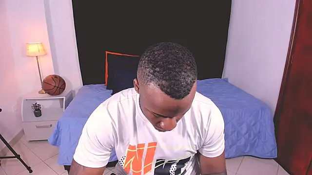 chrstian lewis1 online show from October 9, 11:04 am