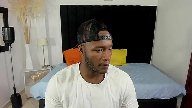 chrstian lewis1 online show from November 3, 10:30 am