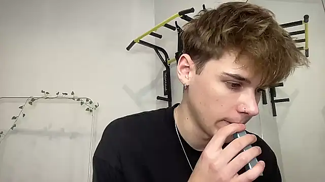 Milk Guy online show from November 25, 3:58 pm