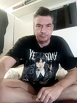 twitshe online show from November 17, 12:30 pm