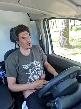 twitshe online show from April 6, 12:28 pm