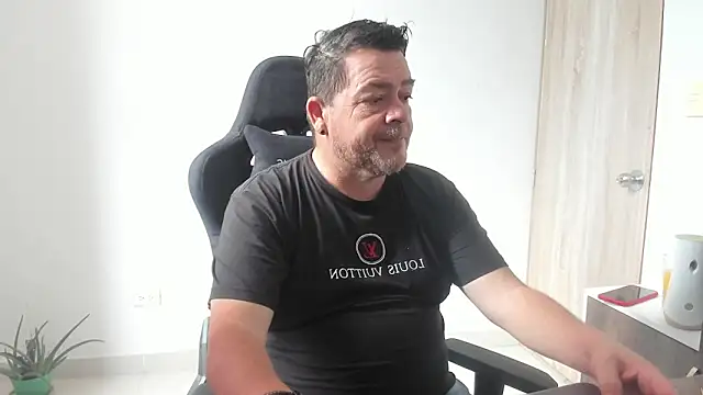 massimo dannger online show from October 27, 8:22 pm