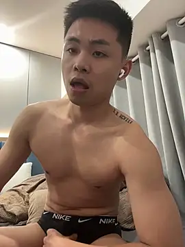 jensenyep online show from November 26, 1:58 pm