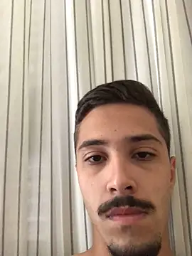 henriquexz244 online show from March 16, 2:10 pm