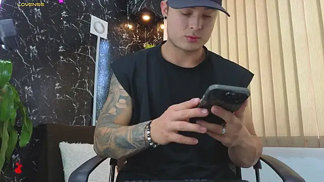 Alexander ferre online show from March 16, 1:26 pm