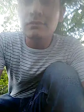 delesteli online show from November 1, 8:35 pm