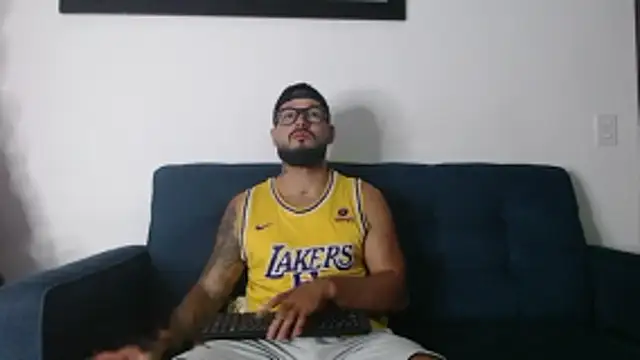 Eric Evans1 online show from December 4, 4:08 am