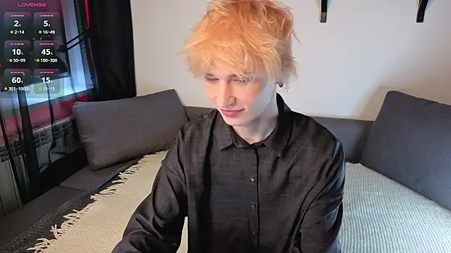 Your avatar online show from February 15, 9:56 pm