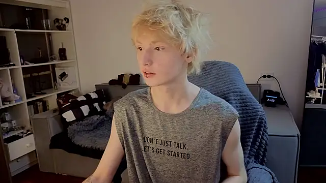 Your avatar online show from October 8, 6:01 pm