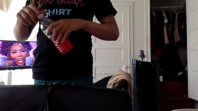 Diodre Benyoon online show from March 17, 4:53 pm