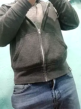 fboycdjuaez online show from April 8, 11:53 am