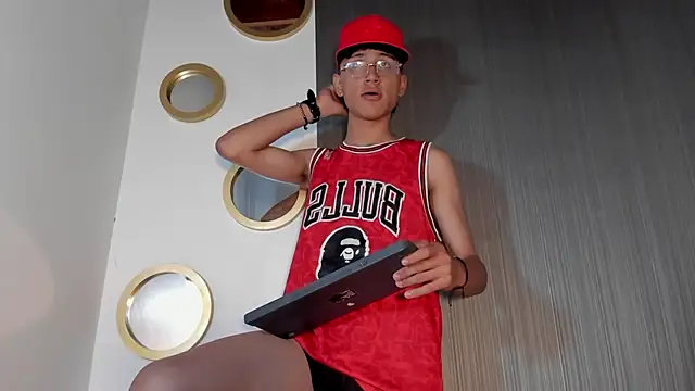 Daddy Darcks online show from October 22, 9:07 pm