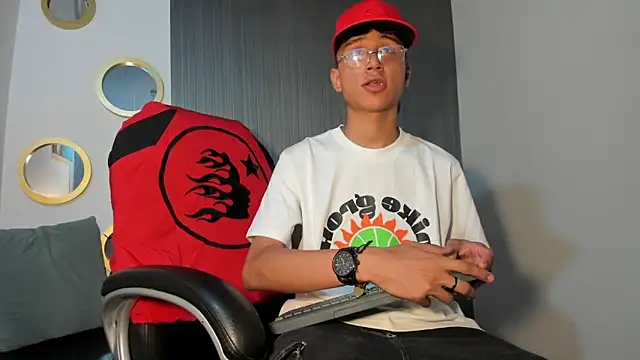 Daddy Darcks online show from October 17, 8:13 pm