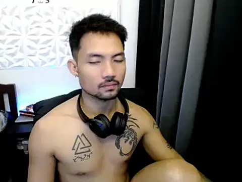 Thefriskyasian online show from October 11, 7:45 am