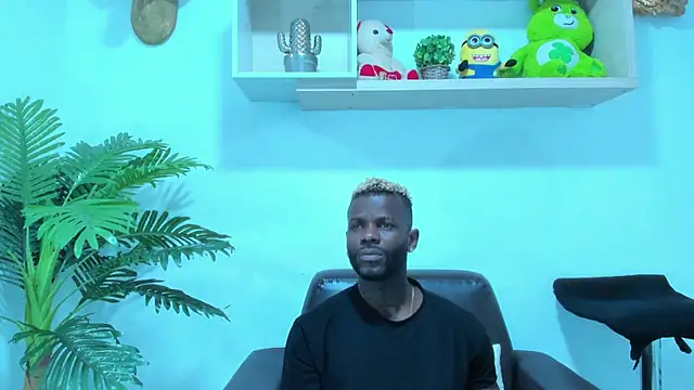 santiblack7 online show from September 23, 7:57 pm
