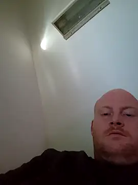 svenni2525 online show from April 22, 5:40 pm