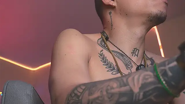 AlphaMasterXxx online show from March 12, 3:36 am