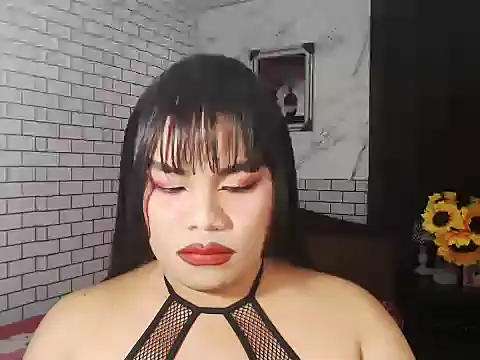 TSbrianaHugeCock online show from October 14, 7:54 pm