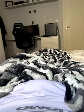 Novinho16cmz online show from November 11, 4:01 pm