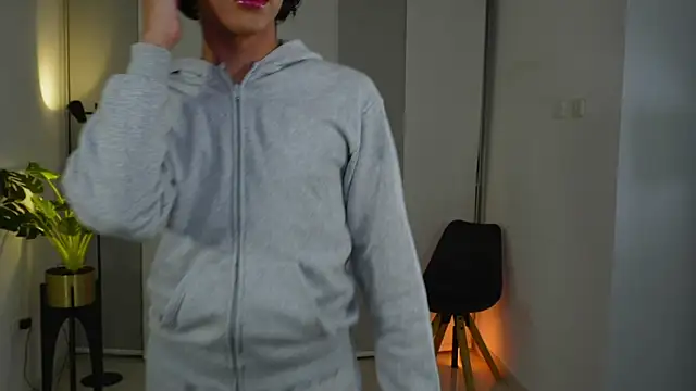 Timmyshy  online show from September 27, 1:47 am