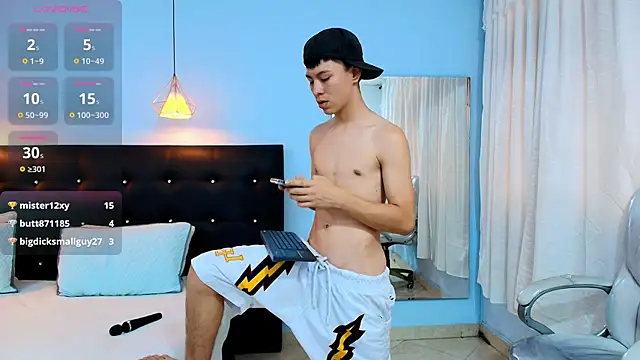 Abraham horny18 online show from September 13, 8:43 pm