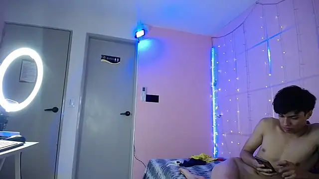 Justin gray  online show from November 20, 10:19 pm