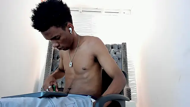 nero reyd online show from October 14, 7:32 pm