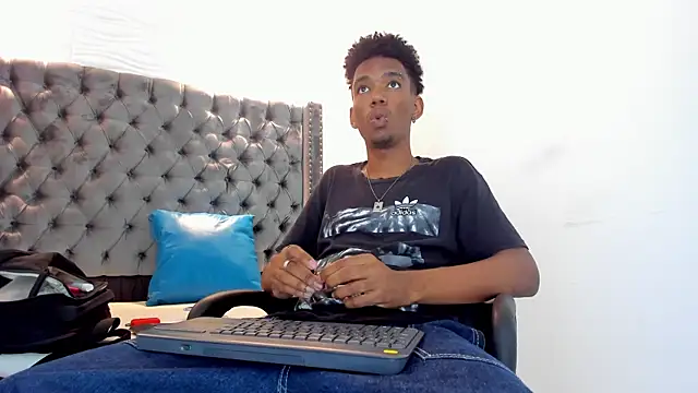 nero reyd online show from September 27, 7:56 pm