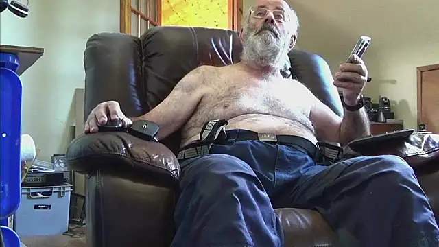 Snapshot of janzer13 chatting on September 22, 1:54 pm janzer13 online show from September 22, 1:54 pm