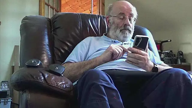 janzer13 online show from January 18, 2:41 pm