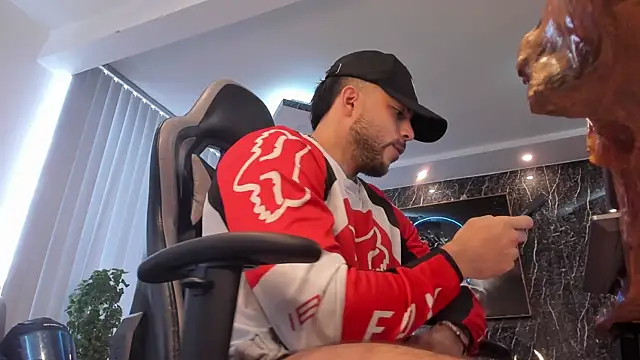 Camilo Watson online show from October 23, 2:53 pm