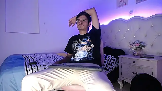 Charlie Cock  online show from October 2, 4:16 am
