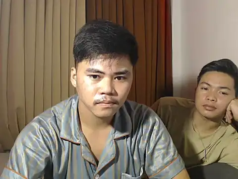 hot emman online show from March 27, 5:33 am