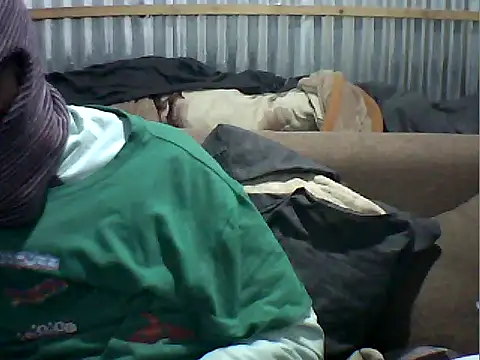 bobothehobo online show from April 24, 11:29 pm