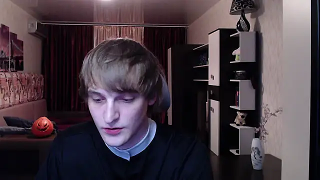 Playersuperstar online show from October 31, 9:40 pm