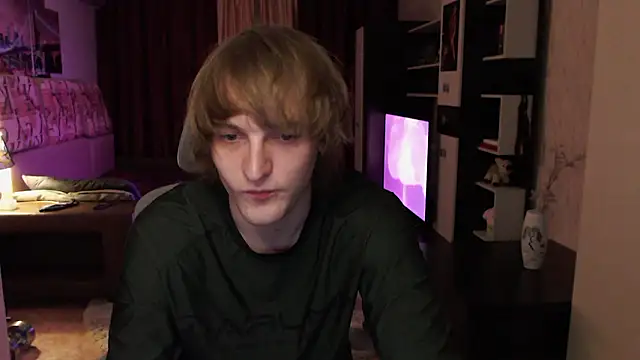 Playersuperstar online show from March 4, 8:05 pm