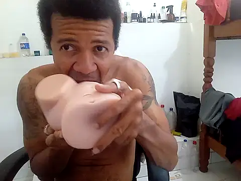 moreno25centimetro online show from September 30, 3:37 pm