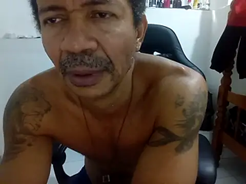 moreno25centimetro online show from October 7, 10:47 pm