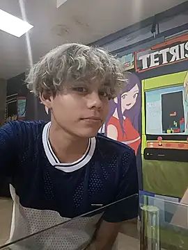 Snapshot of NathanBell chatting on September 29, 2:21 am NathanBell online show from September 29, 2:21 am
