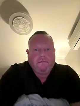 Mushnafenxh online show from November 23, 8:31 pm